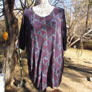 LuLaRoe Comfy 1/2 Sleeve XL Top